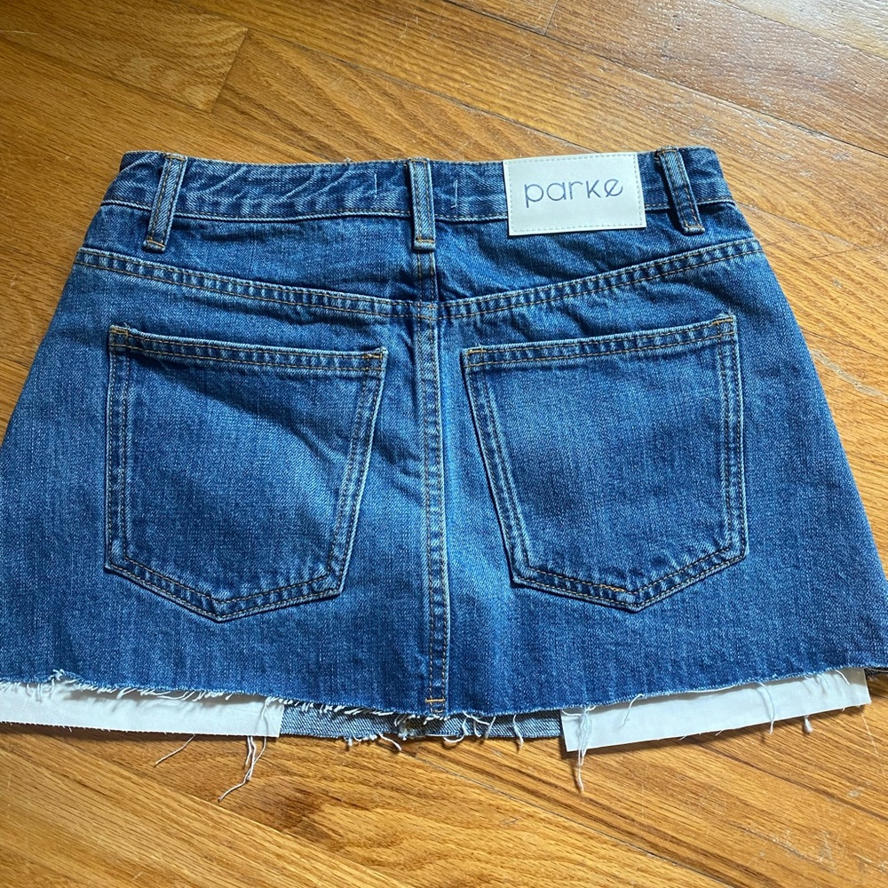 PARKE Mini denim skirt! NEVER WORN! 24!